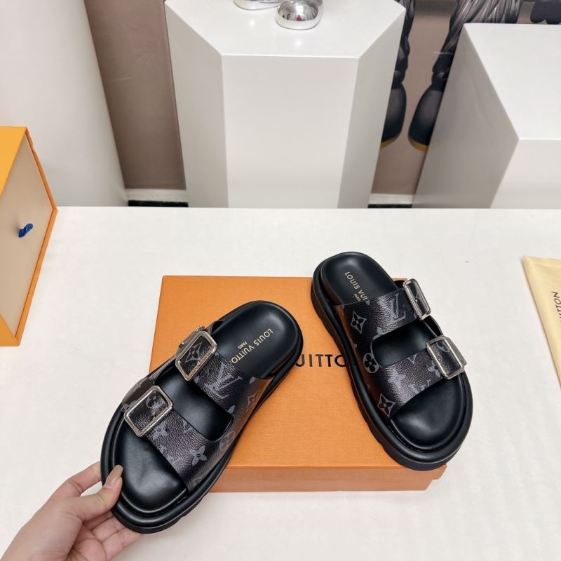 Louis Vuitton Slippers